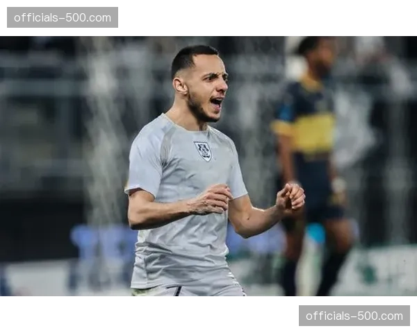 斯波尔斯特拉战意驱动轮换，背水一战拒绝主力轮休